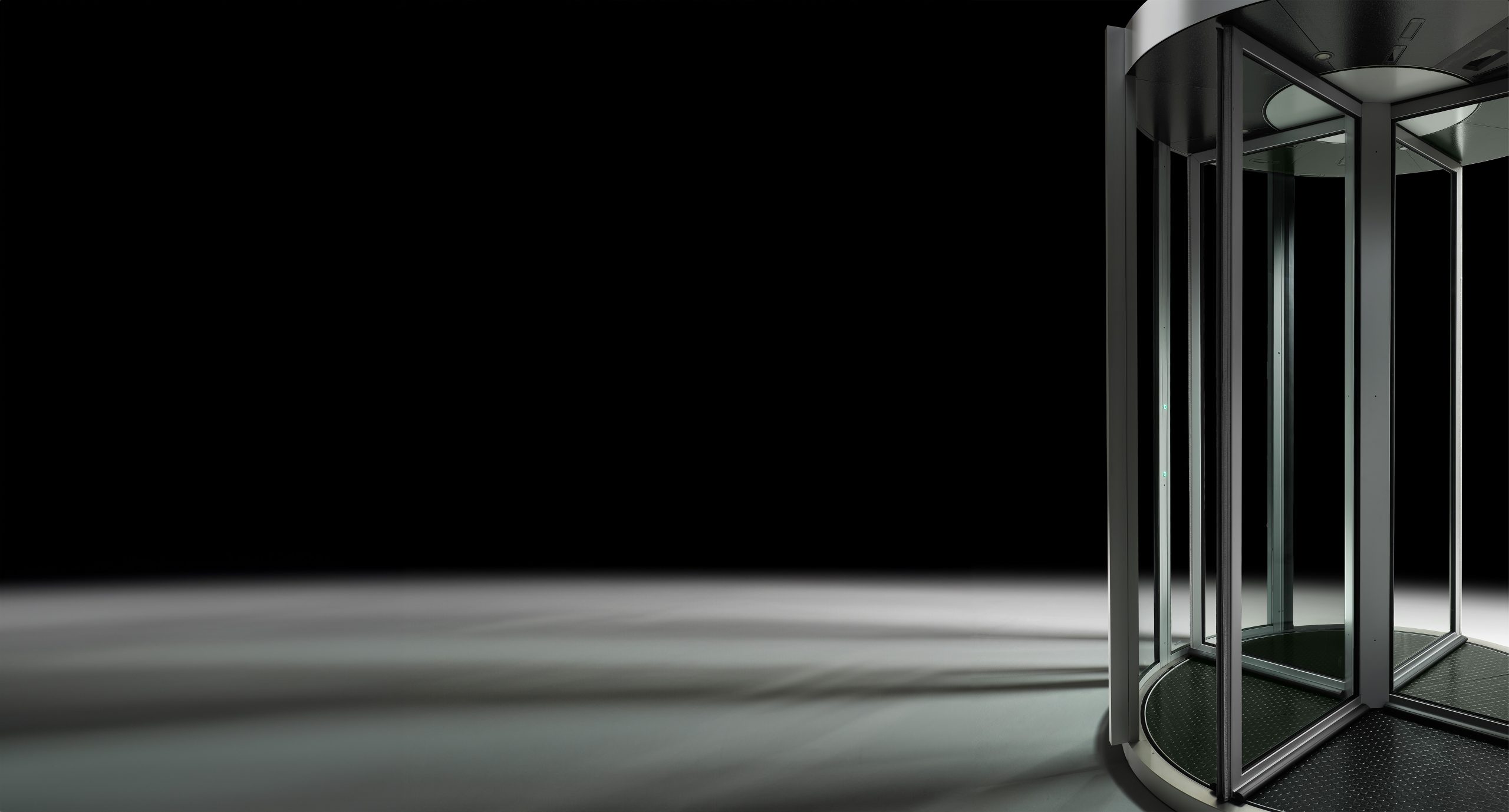The High Security Revolving door REV190 - attack resistant at any time of day and night